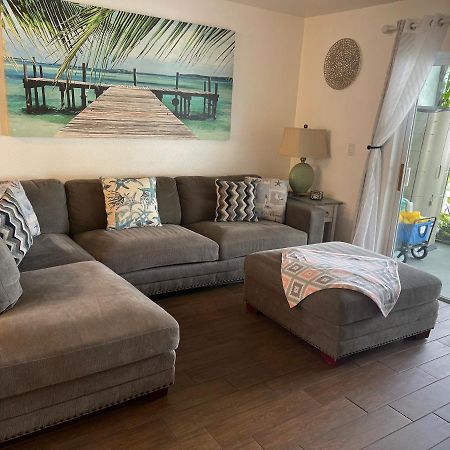 Beautiful Bright & Sparkling 2Bed 1Bath Beach Retreat - Unit 212 โคโคบีช ภายนอก รูปภาพ