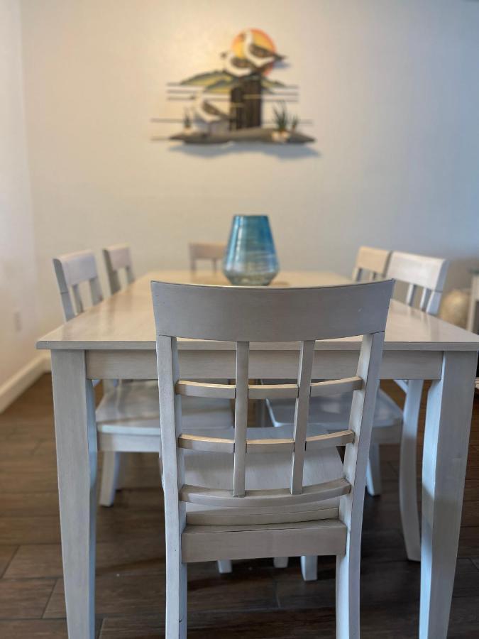 Beautiful Bright & Sparkling 2Bed 1Bath Beach Retreat - Unit 212 โคโคบีช ภายนอก รูปภาพ